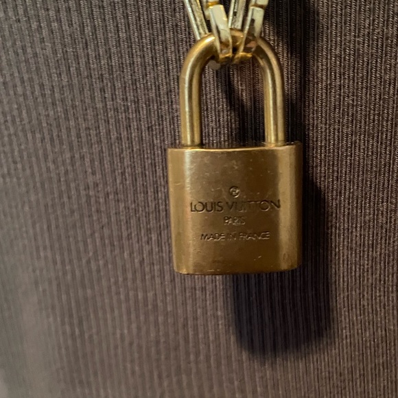 Louis Vuitton Lock (no key) on 22in Gold Plated Chain - Picture 3 of 5